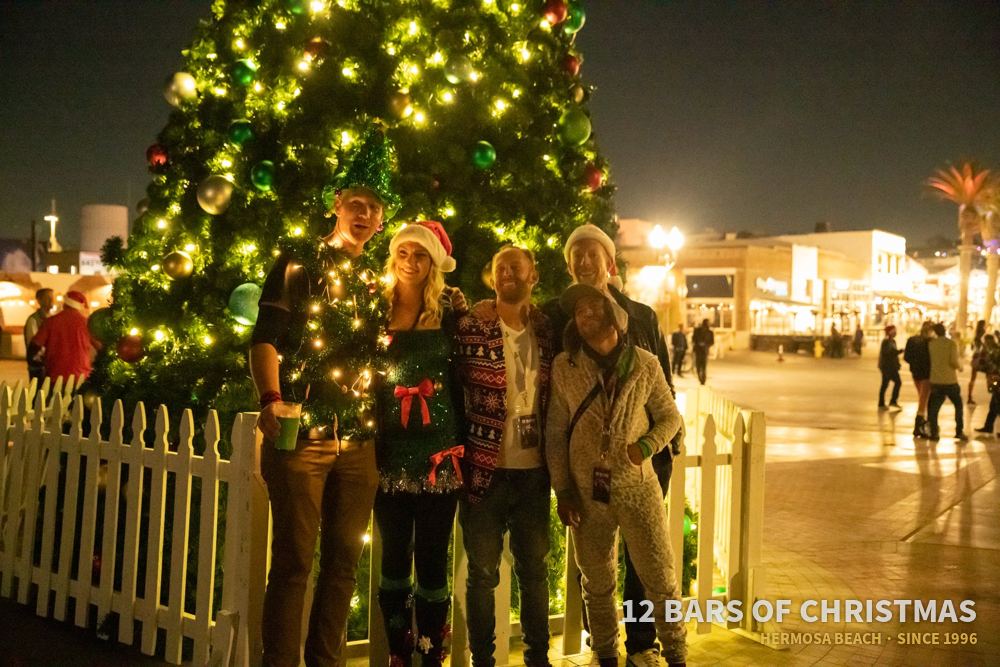 12 Bars of Christmas crawlers in costume, 2021