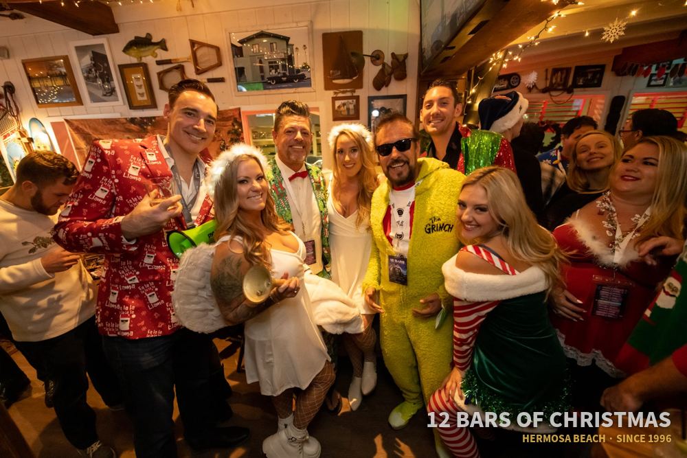 12 Bars of Christmas crawlers in costume, 2021