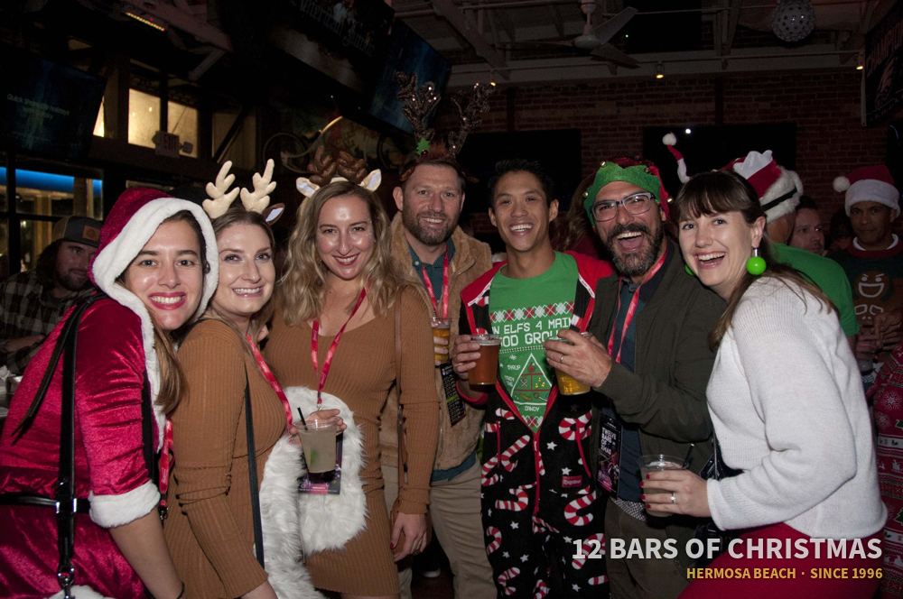 12 Bars of Christmas crawlers in costume, 2022