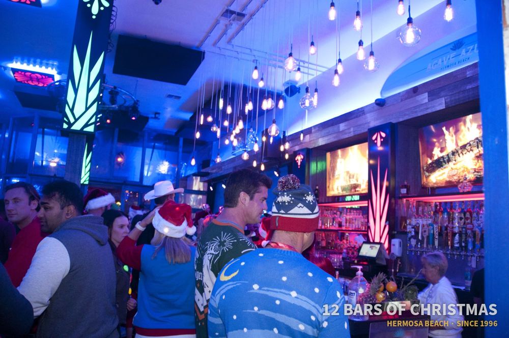12 Bars of Christmas crawlers in costume, 2022