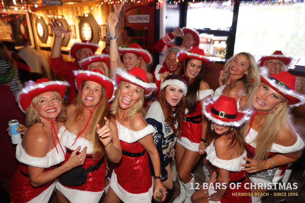 12 Bars of Christmas crawlers in costume, 2023