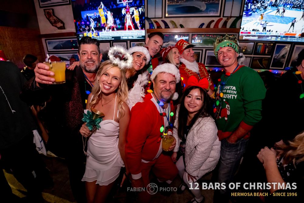 12 Bars of Christmas crawlers in costume, 2023