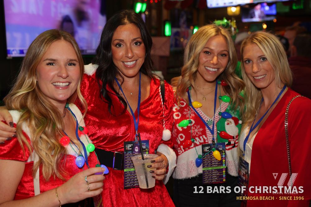 12 Bars of Christmas crawlers in costume, 2023