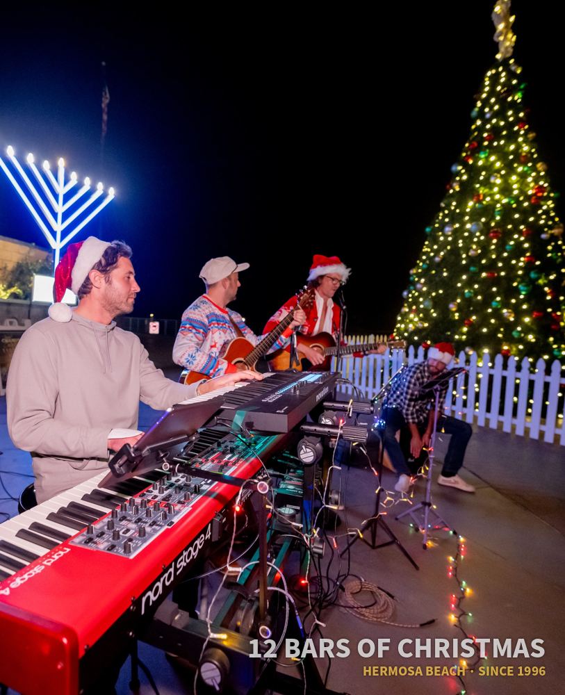 12 Bars of Christmas crawlers in costume, 2025