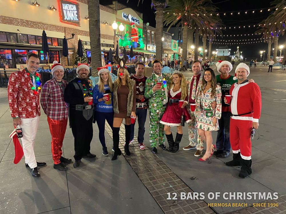 12 Bars of Christmas crawlers in costume, Earlier years